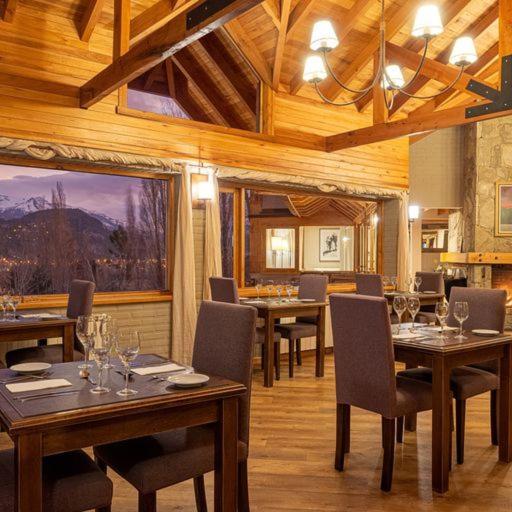 Hotel Casona Del Alto San Martín de los Andes Exterior foto