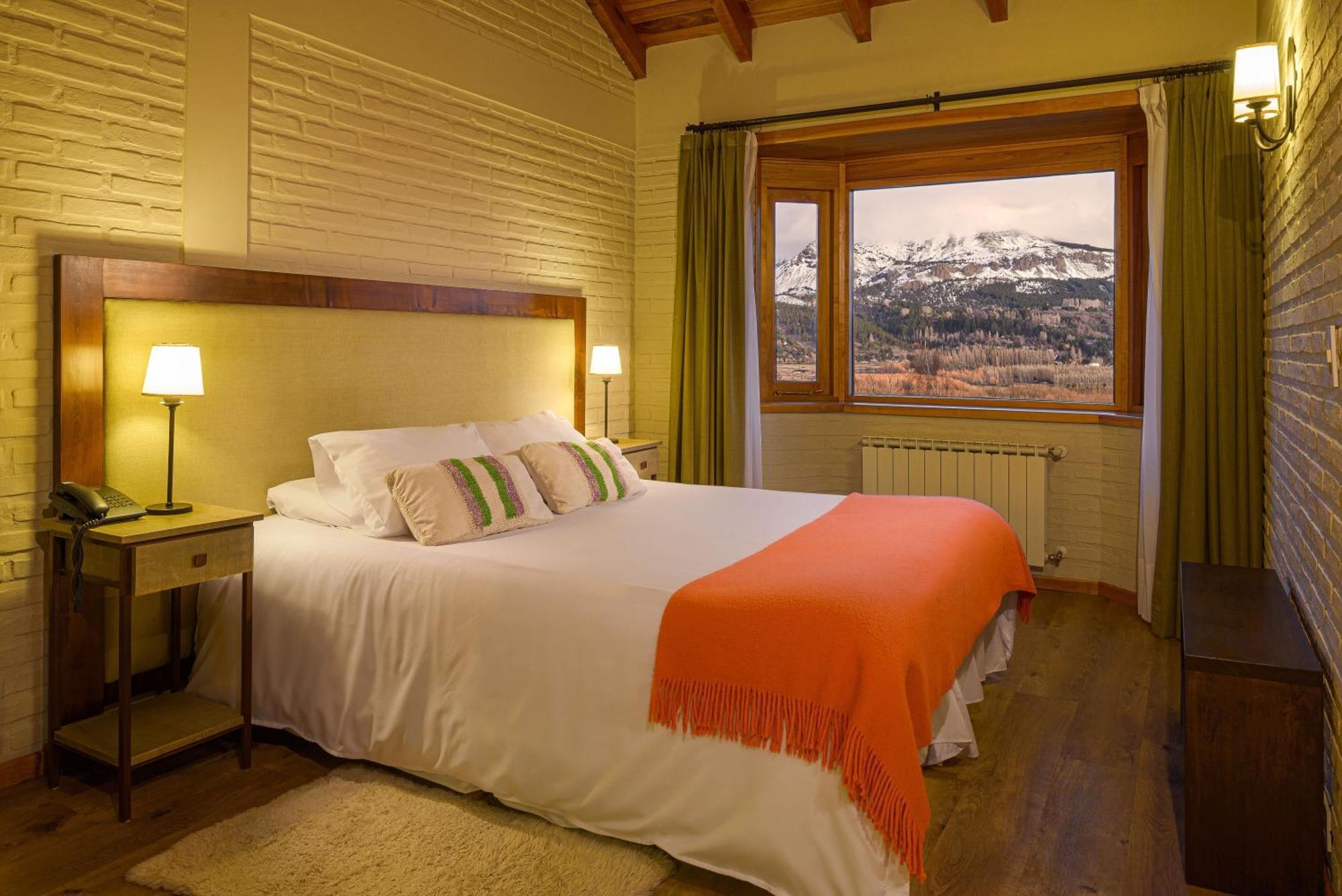 Hotel Casona Del Alto San Martín de los Andes Exterior foto